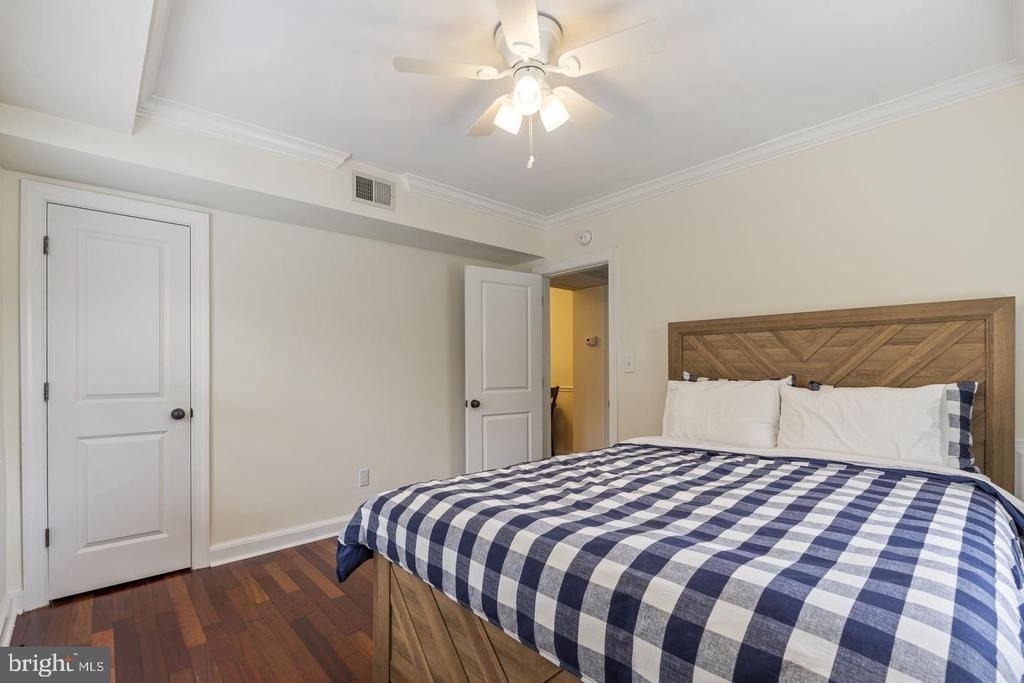718 S Washington Street - Photo 13