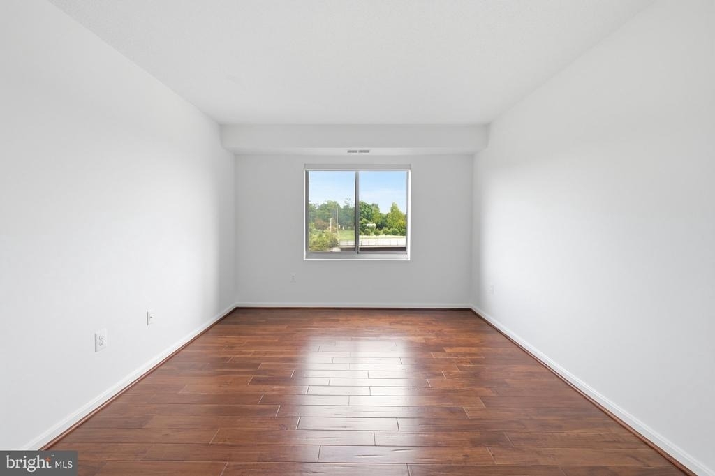 2121 Jamieson Avenue - Photo 48