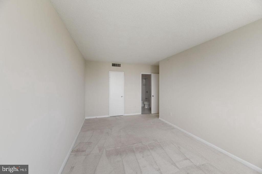 6301 Stevenson Avenue - Photo 8