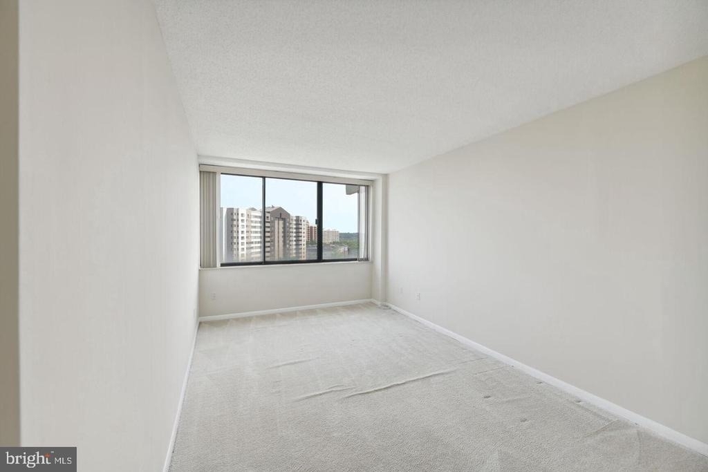 6301 Stevenson Avenue - Photo 7