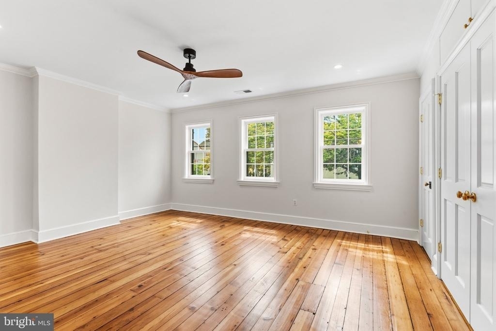 303 Queen Street - Photo 26