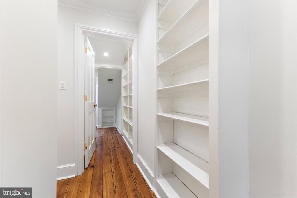 303 Queen Street - Photo 21