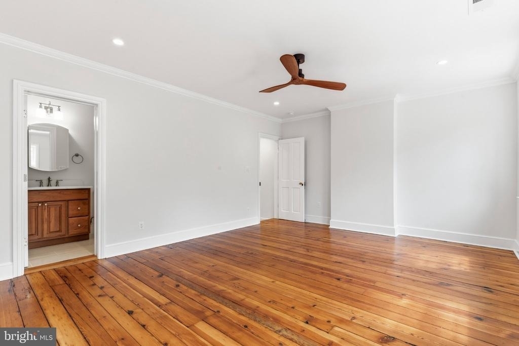 303 Queen Street - Photo 24