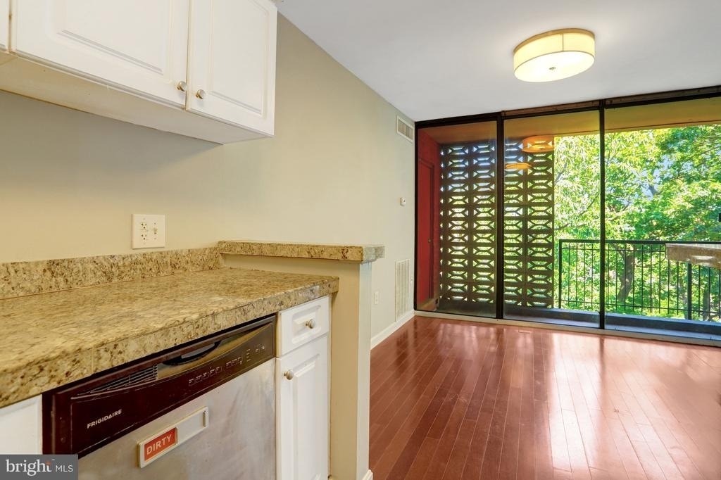 4 S Van Dorn Street - Photo 27
