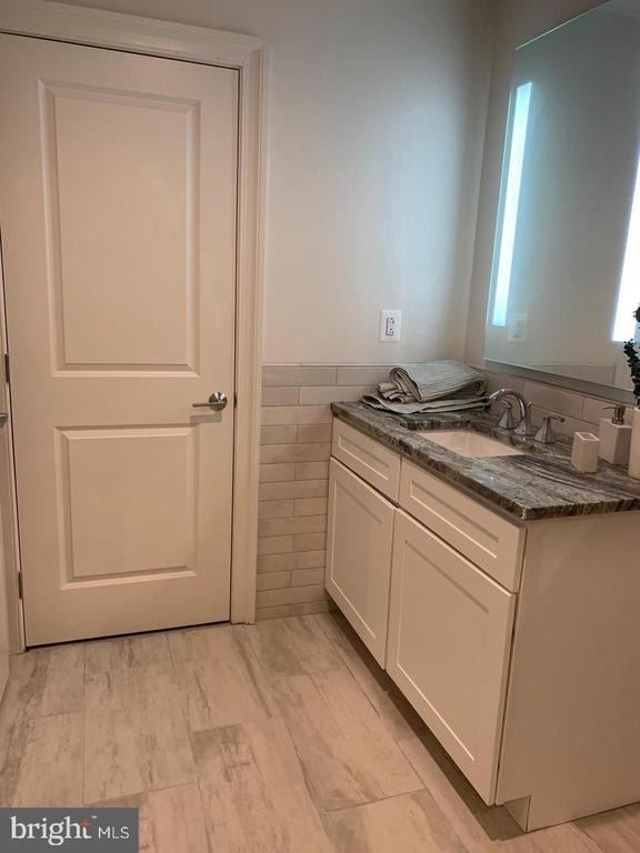 2130 Arch Street - Photo 16