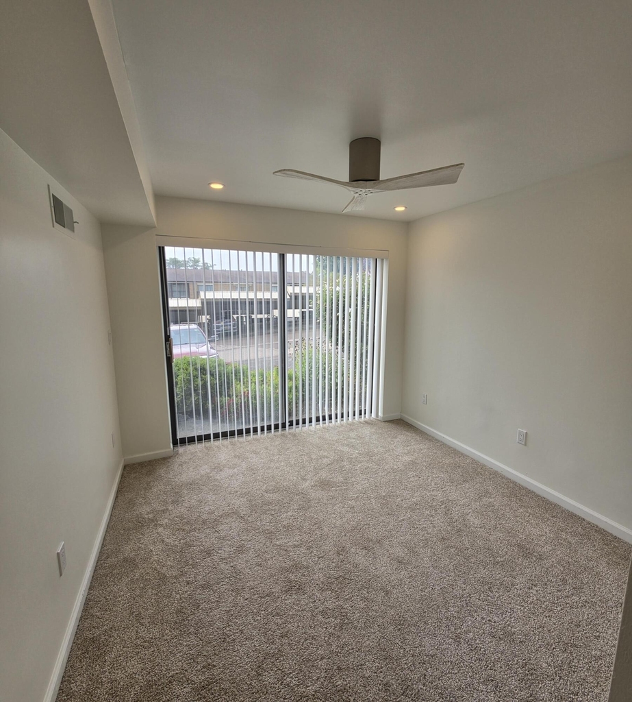 18233 University Park Drive - Photo 10