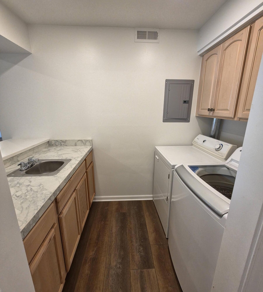 18233 University Park Drive - Photo 12