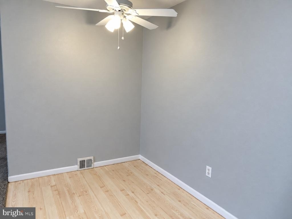 7034 Valley Avenue - Photo 5