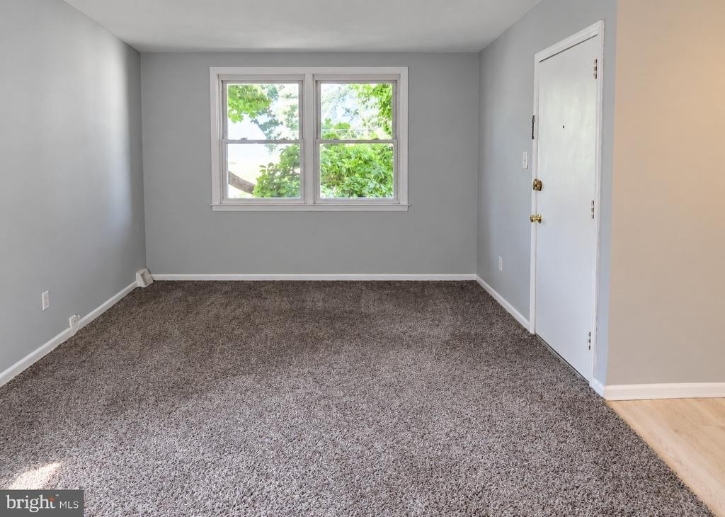 7034 Valley Avenue - Photo 3