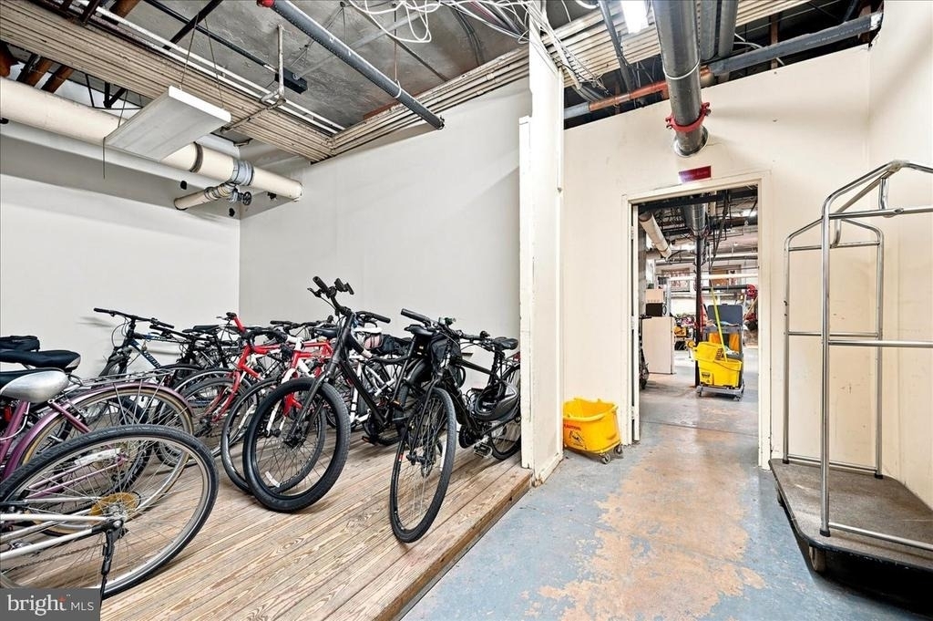 250 S 13th Street - Photo 3