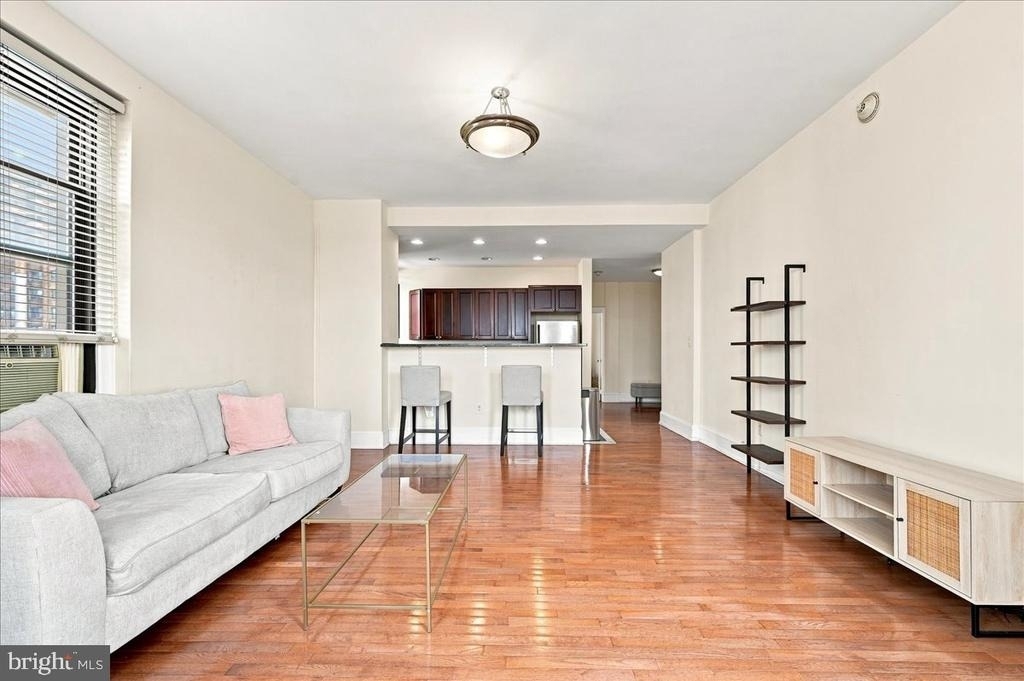 250 S 13th Street - Photo 10