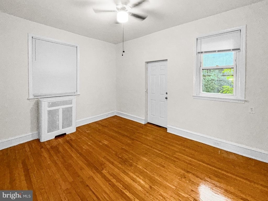 4832 N Camac Street - Photo 8