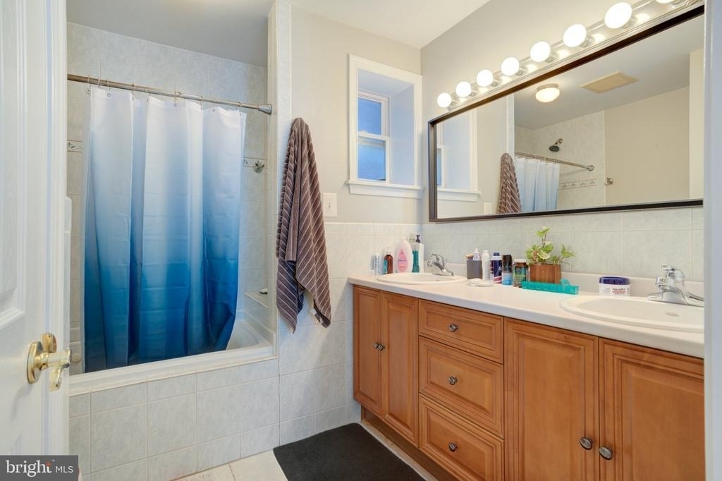 881 N 5th Street - Photo 18