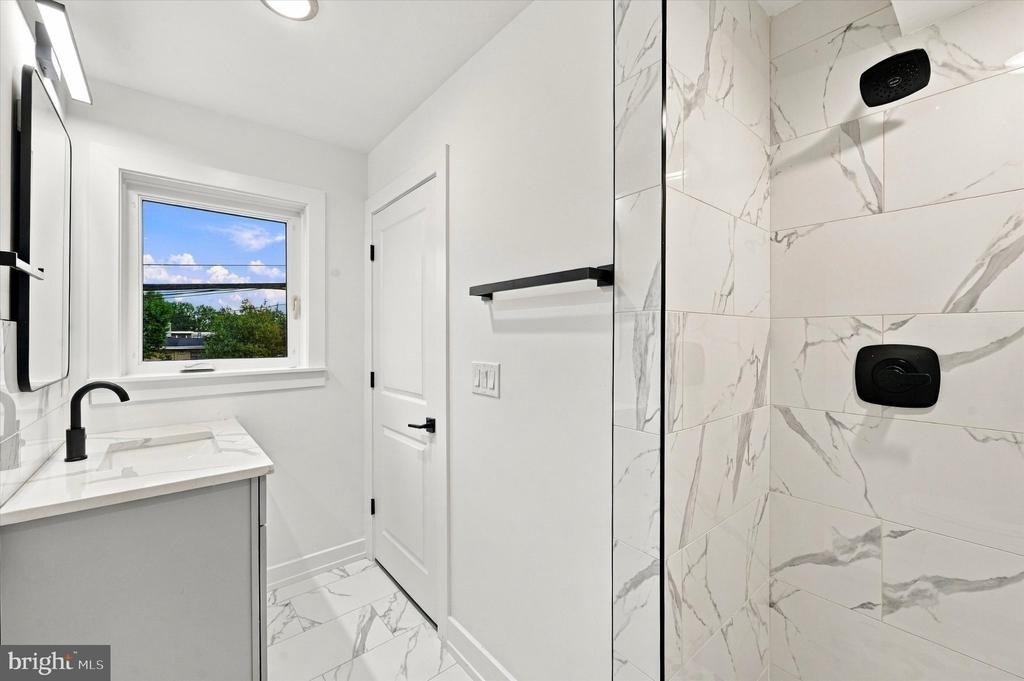 1514 S 22nd Street - Photo 4