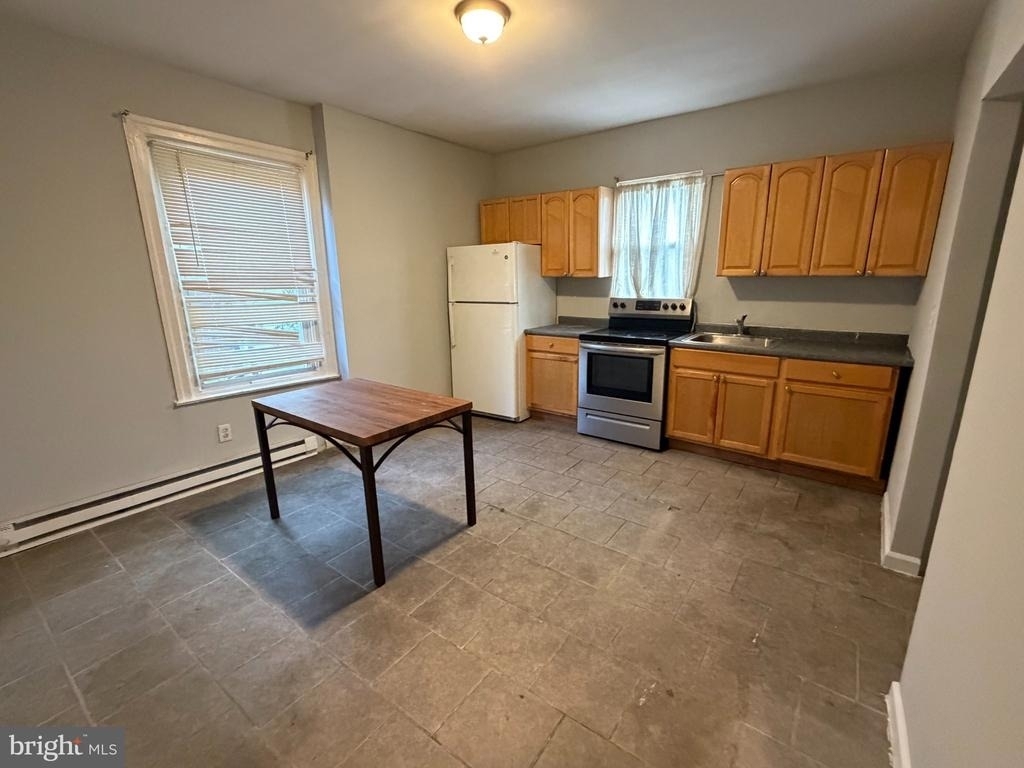 1420 68th Ave - Photo 8