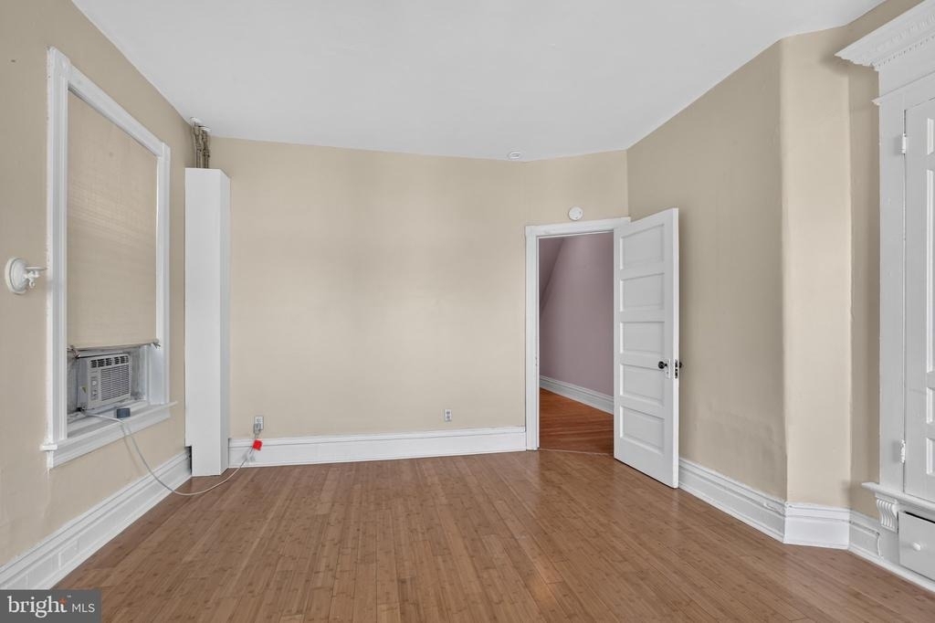 4947 Catharine Street - Photo 12