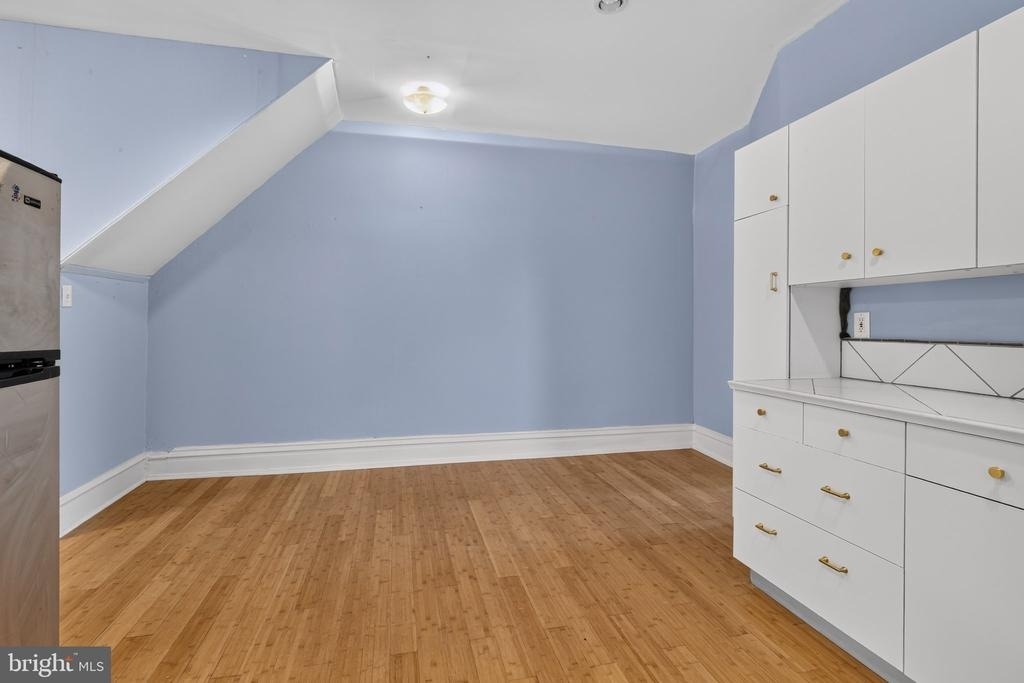 4947 Catharine Street - Photo 3
