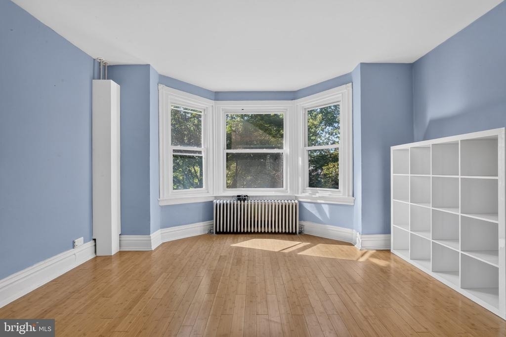 4947 Catharine Street - Photo 7