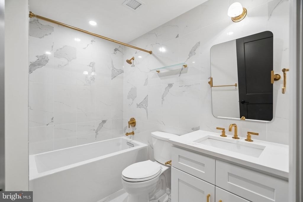 135 S 19th Street - Photo 15
