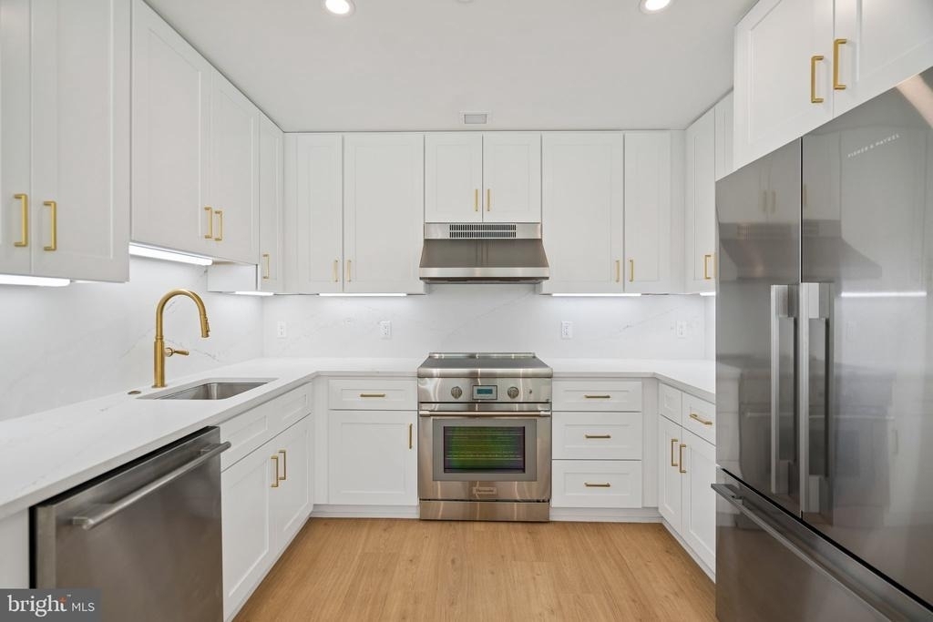 135 S 19th Street - Photo 5