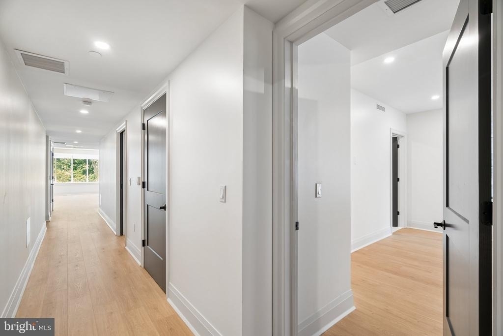 135 S 19th Street - Photo 18