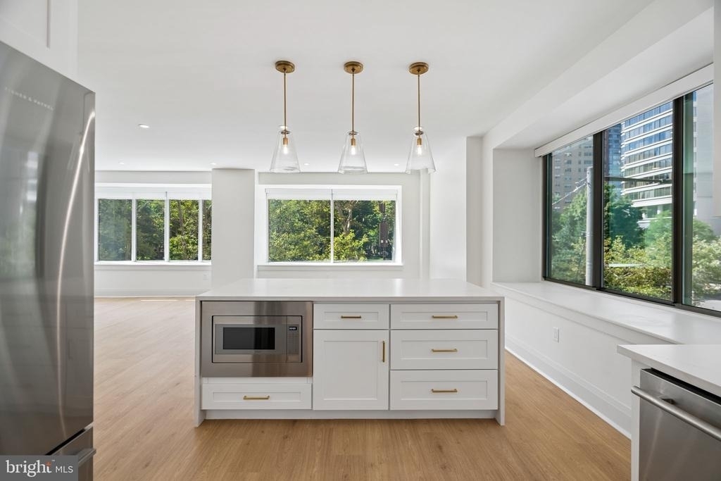 135 S 19th Street - Photo 7