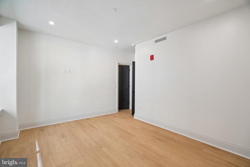 135 S 19th Street - Photo 14