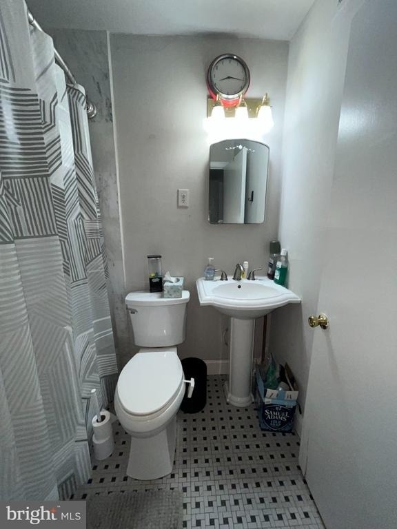 5608 Ridge Ave - Photo 5