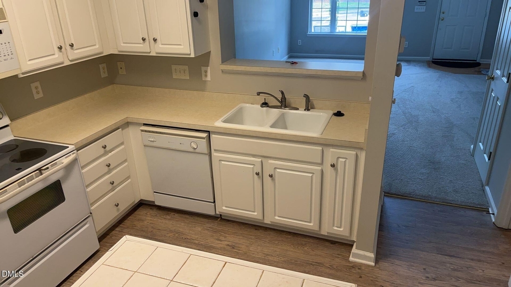 5737 Clearbay Lane - Photo 4