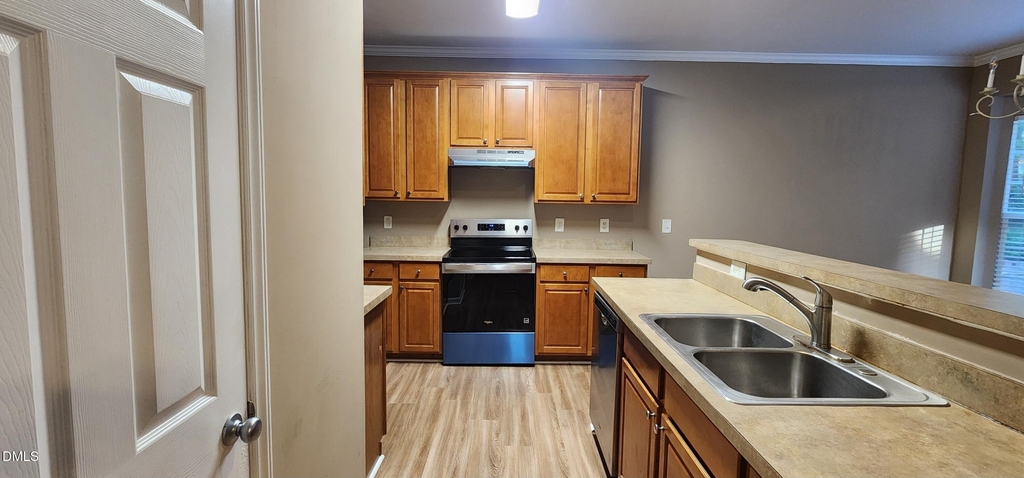 8427 Tie Stone Way - Photo 5