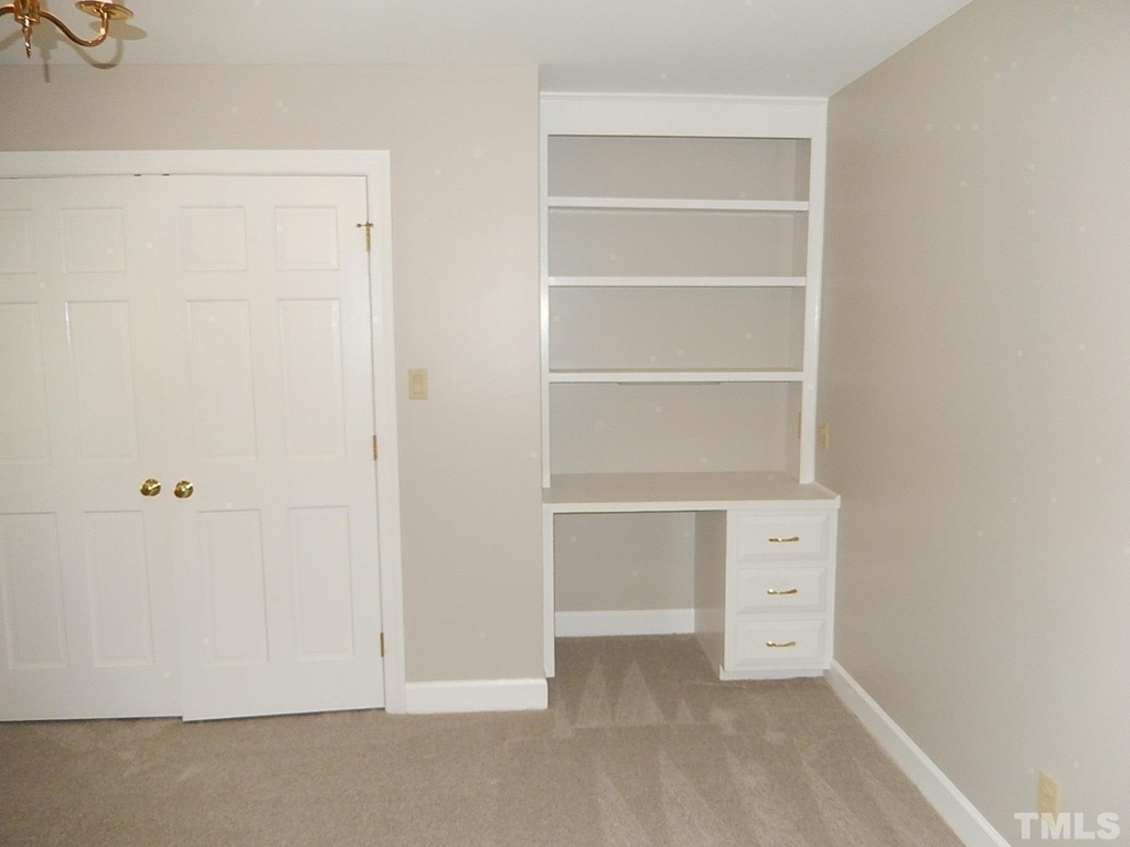12621 Capital Boulevard - Photo 20