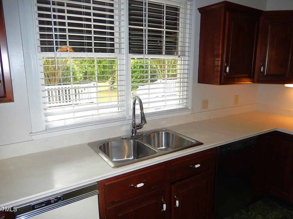 12621 Capital Boulevard - Photo 12