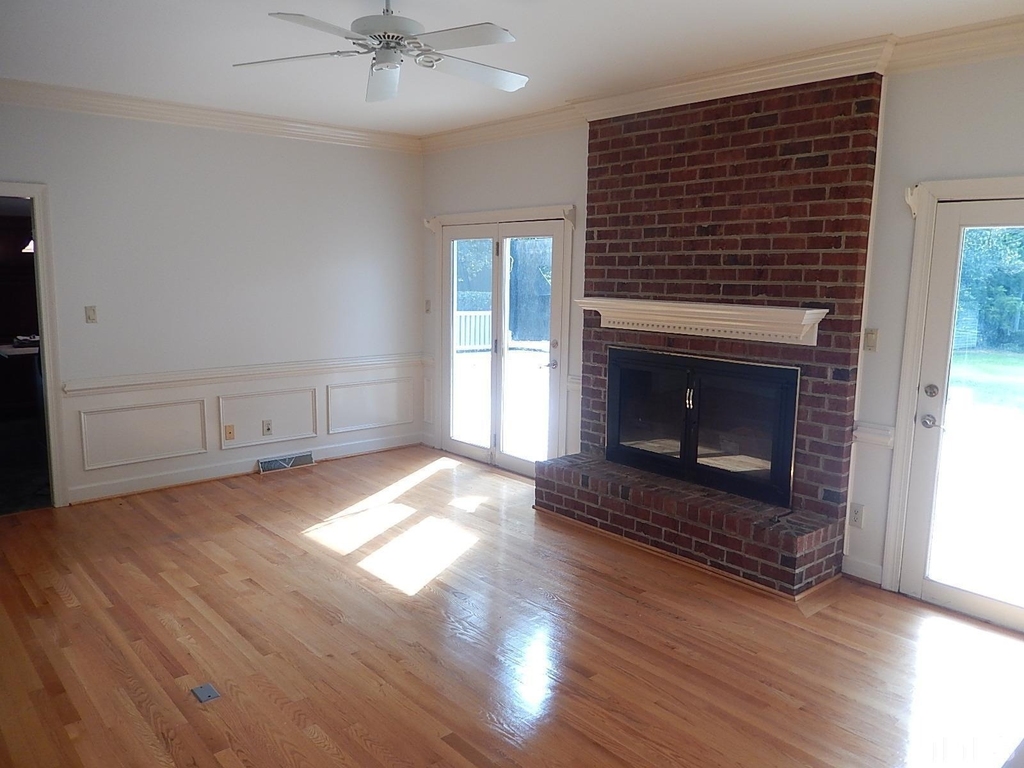 12621 Capital Boulevard - Photo 6