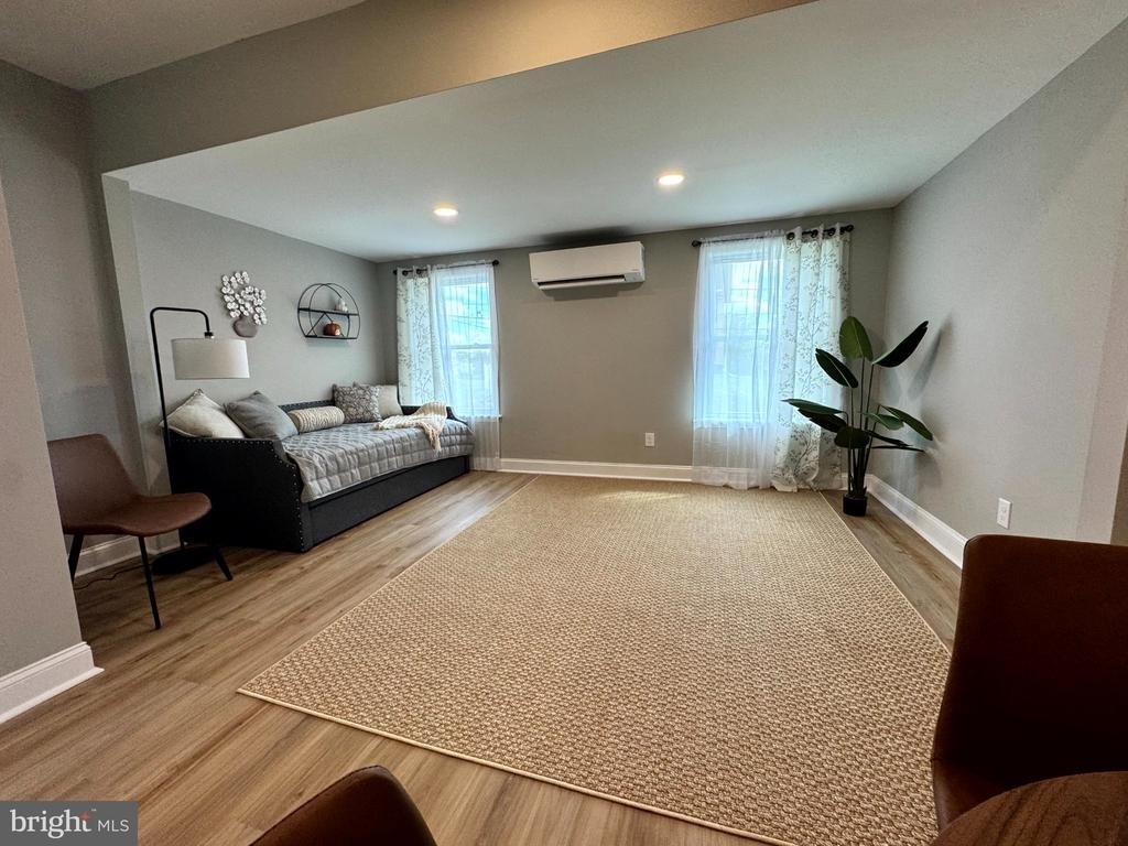 77 Byberry Road - Photo 37