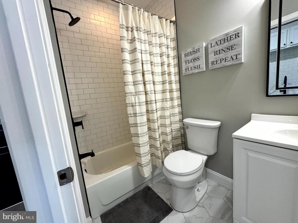 77 Byberry Road - Photo 54