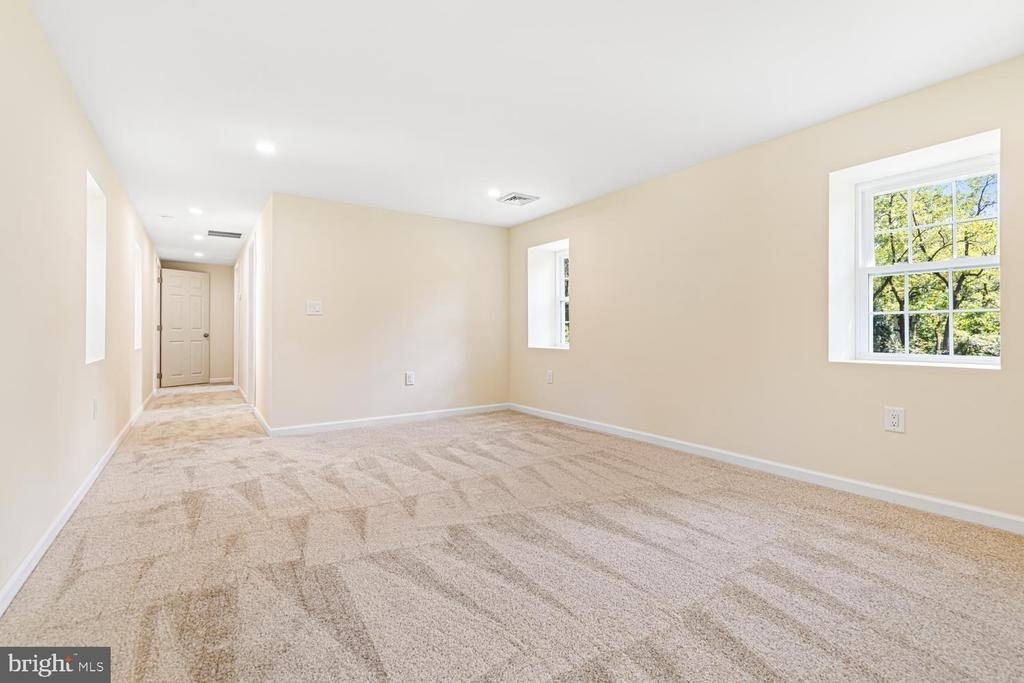 2315 Hickory - Photo 17