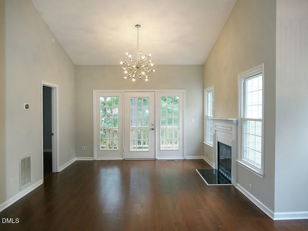 18 Preakness Drive - Photo 1
