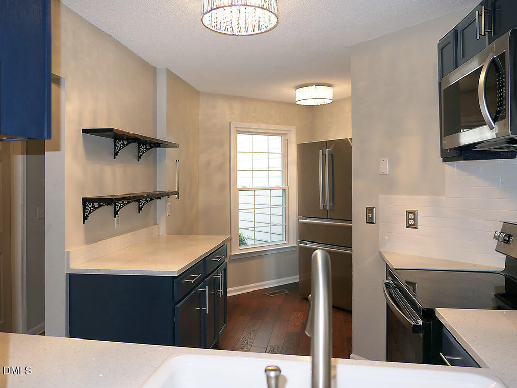 18 Preakness Drive - Photo 6