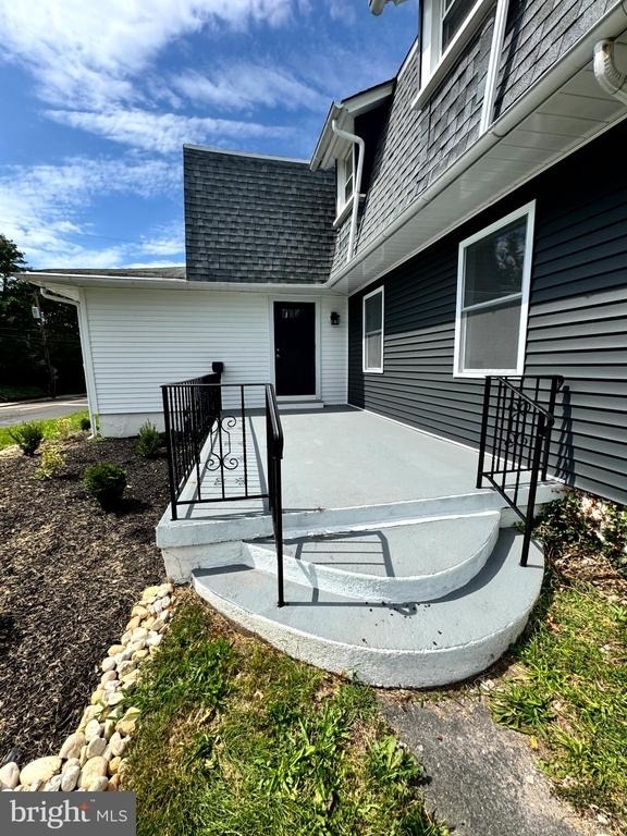 77 Byberry Road - Photo 10