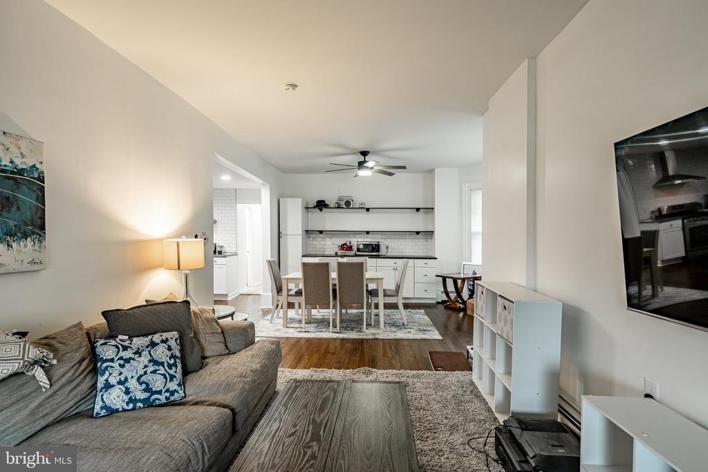 445 E Main Street - Photo 0
