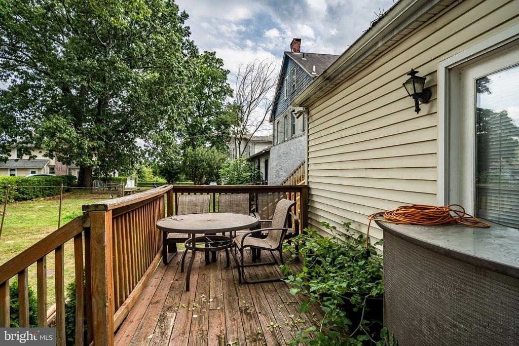 445 E Main Street - Photo 17