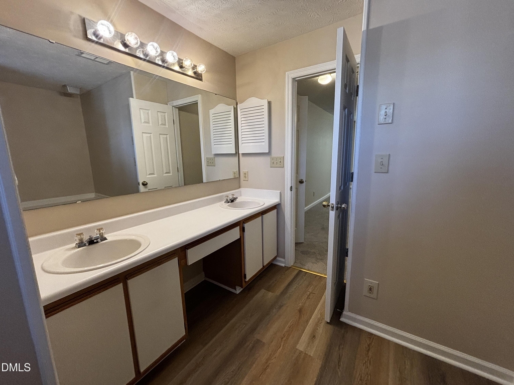 259 Waterdown Drive - Photo 6