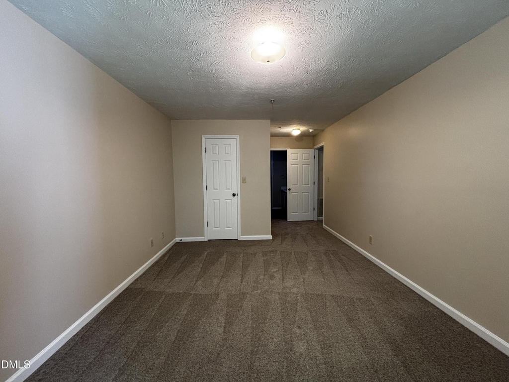 259 Waterdown Drive - Photo 4
