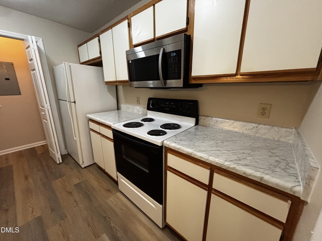 259 Waterdown Drive - Photo 42
