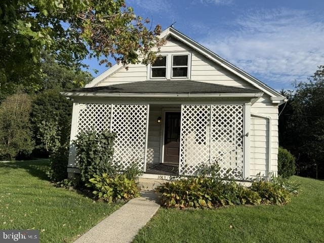 1013 Buck Road - Photo 1