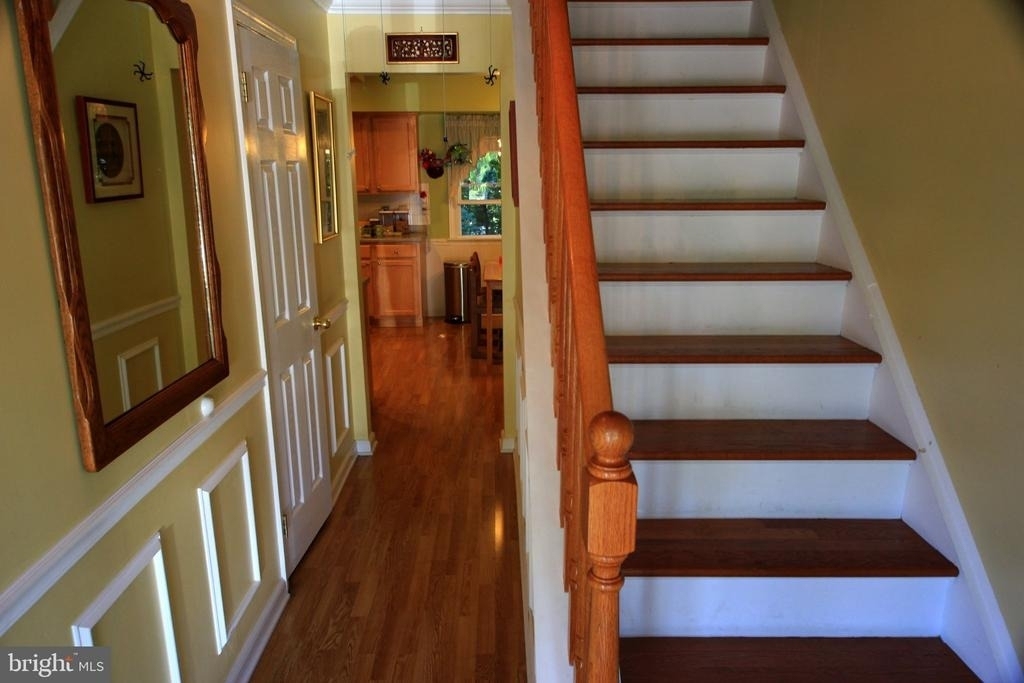 135 Eaton Drive - Photo 4