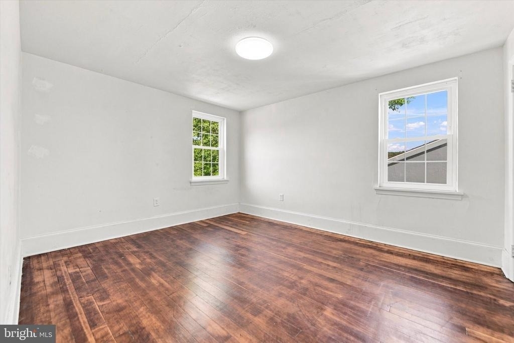 162 Rosemont Avenue - Photo 13