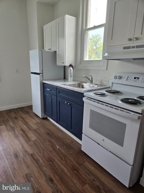 3050 State Road - Photo 3