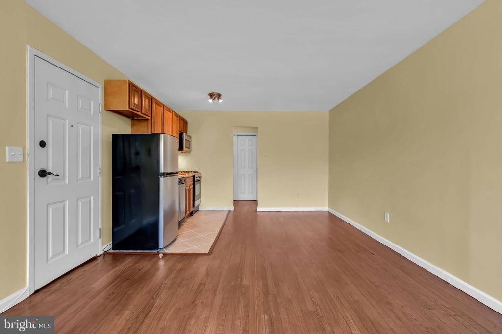 309 4th Avenue - Photo 9