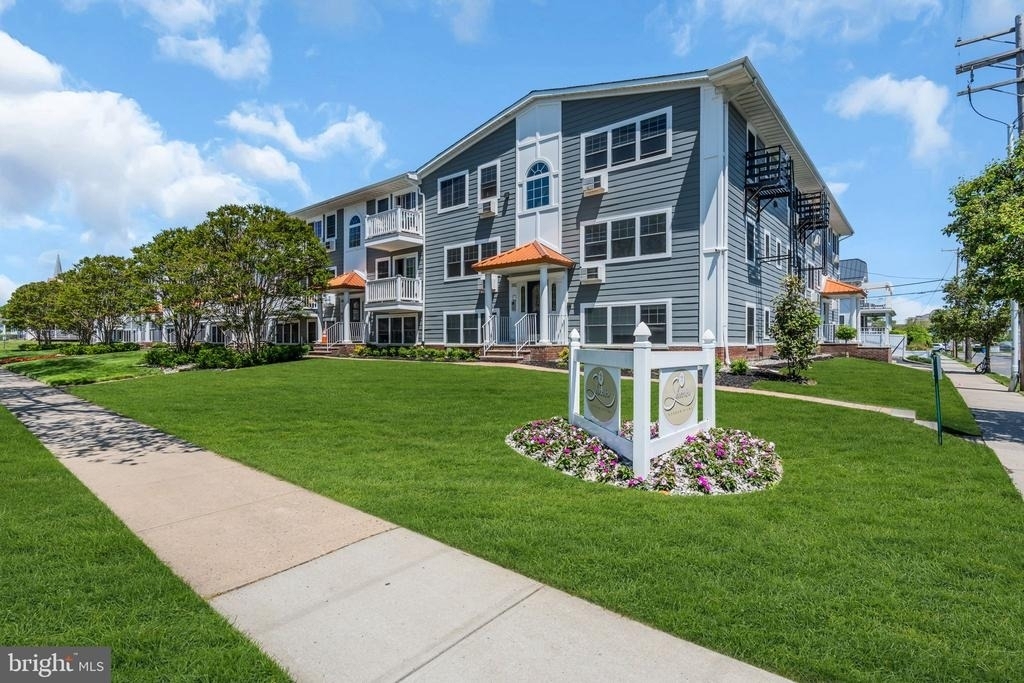 309 4th Avenue - Photo 1